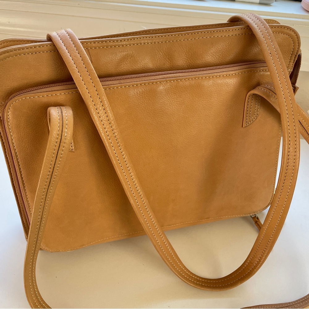 Vintage leather shoulder bag tan computer tablet bag - Picture 7 of 12